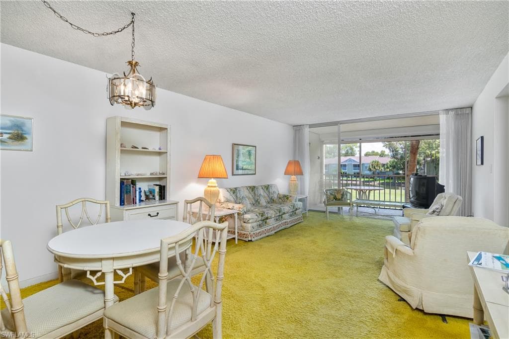 1083 Forest Lakes DR 6204 NAPLES, FL 34105