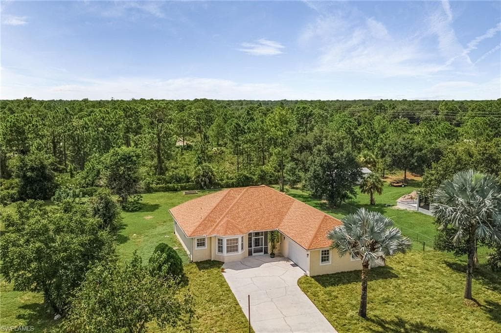 1417 5th AVE LEHIGH ACRES, FL 33972