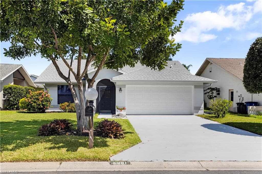 6681 Southwell DR FORT MYERS, FL 33966