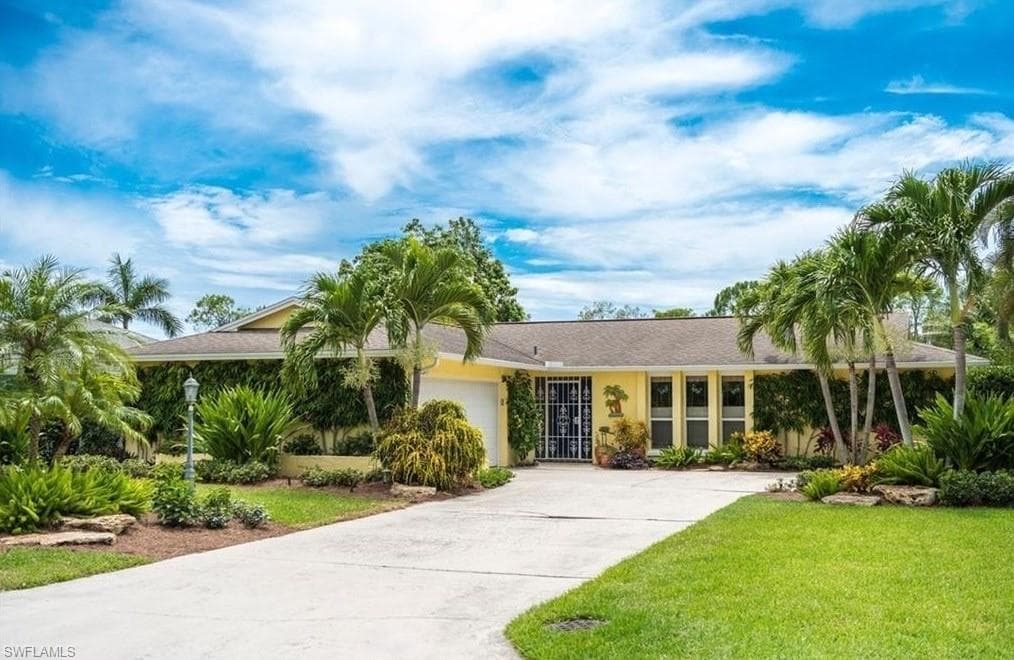 4376 Beechwood Lake DR NAPLES, FL 34112