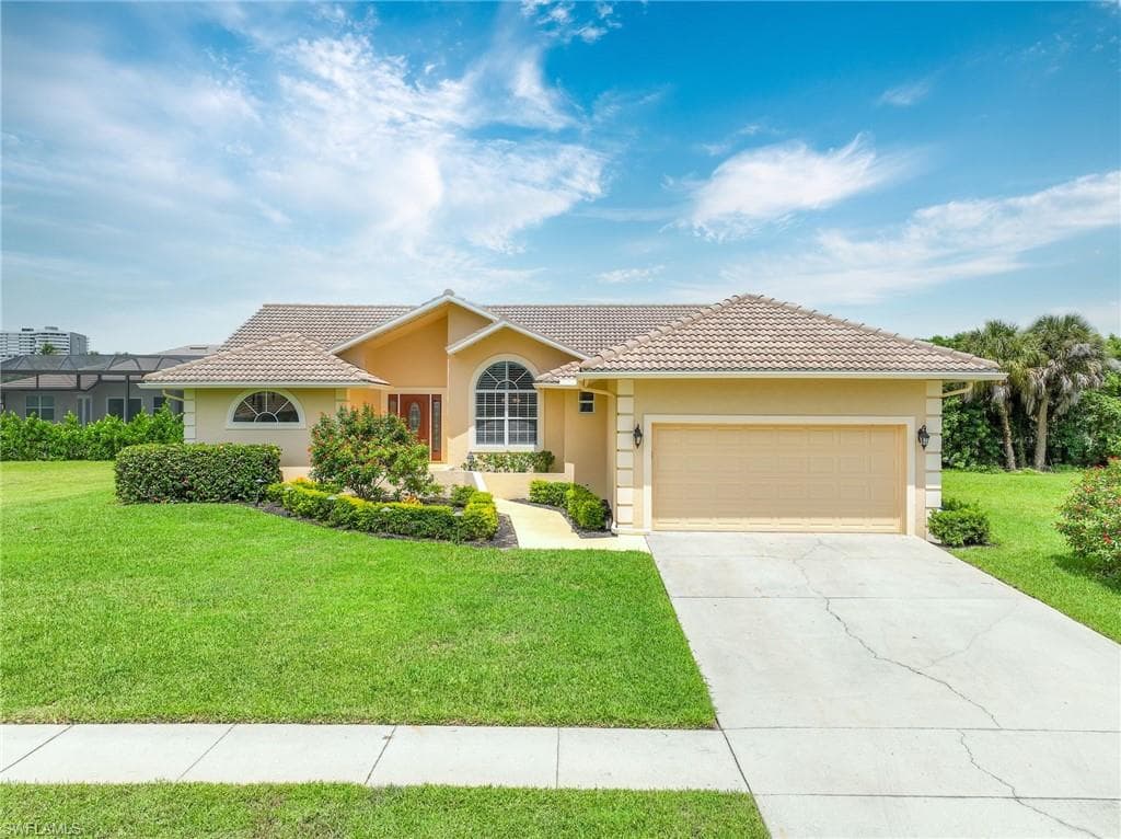 940 Sycamore CT MARCO ISLAND, FL 34145