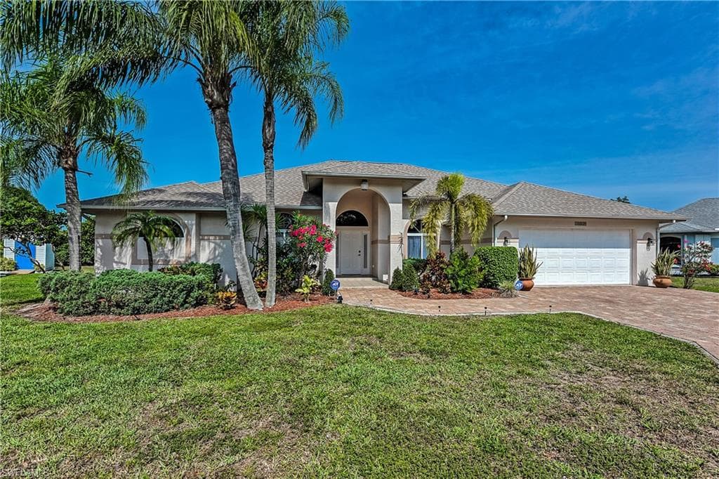10839 Sea Coral CT BONITA SPRINGS, FL 34135