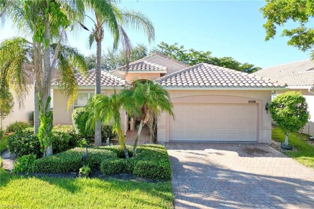 9568 Lismore LN ESTERO, FL 33928