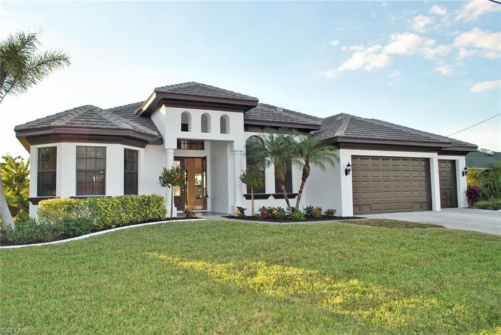 4304 SW 25th PL CAPE CORAL, FL 33914
