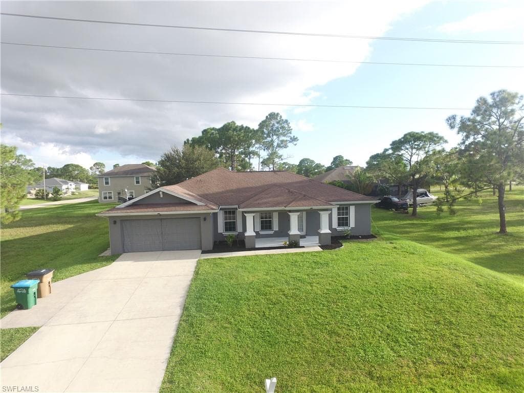 2218 Jacaranda PKWY W CAPE CORAL, FL 33993
