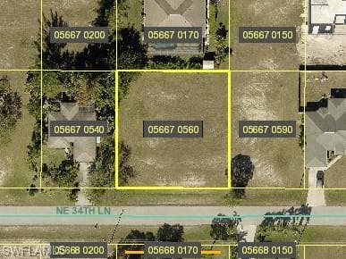 2225 NE 34th LN CAPE CORAL, FL 33909