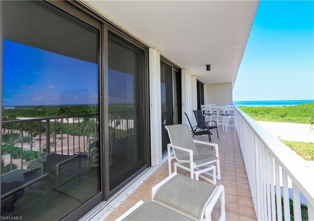 320 Seaview CT 2-510 MARCO ISLAND, FL 34145