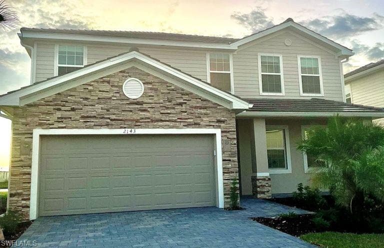 2143 Hamlin ST NAPLES, FL 34120