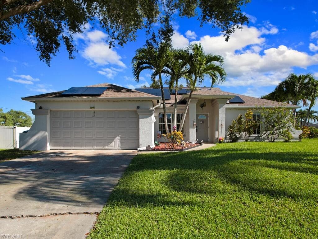 313 15th TER CAPE CORAL, FL 33990