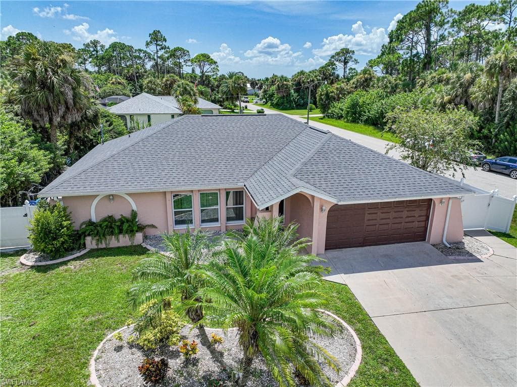 18245 Ackerman AVE PORT CHARLOTTE, FL 33948