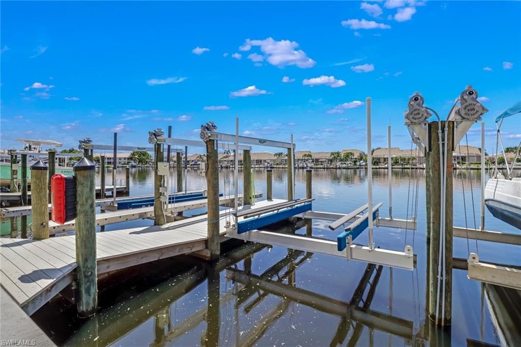 370 Stella Maris DR N 2506 NAPLES, FL 34114