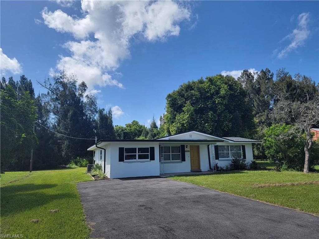 3840 Edgewood AVE FORT MYERS, FL 33916