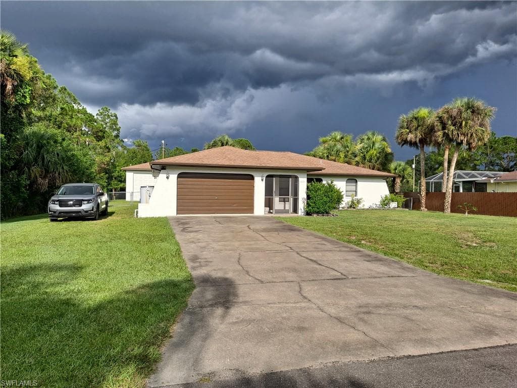 604 Hamilton AVE LEHIGH ACRES, FL 33972