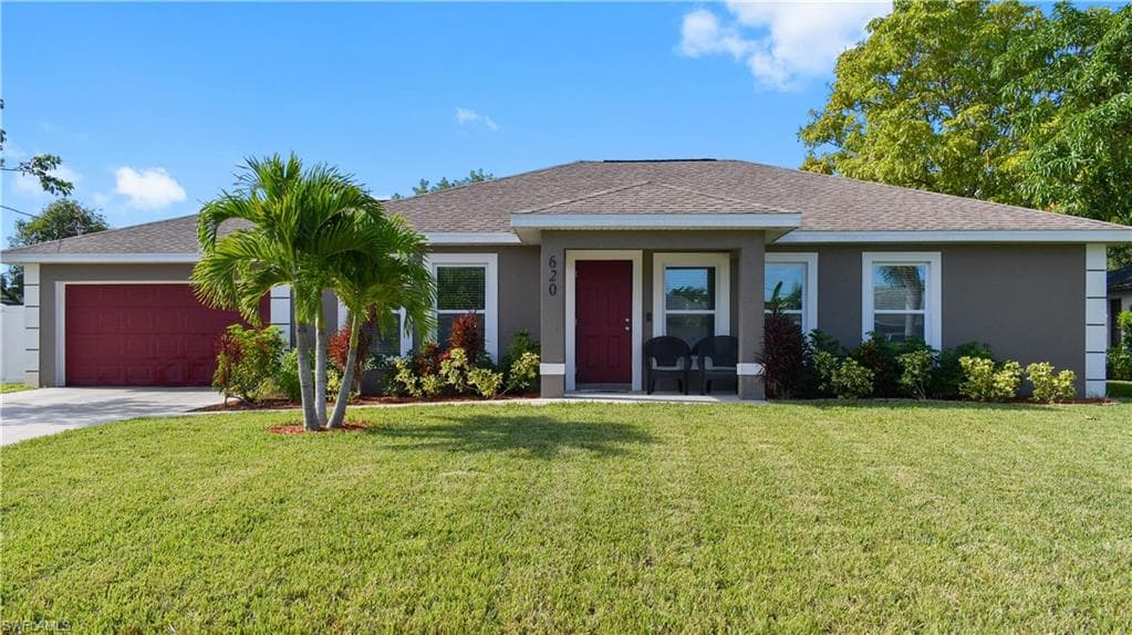 620 SE 31st LN CAPE CORAL, FL 33904