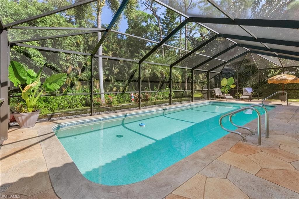 137 Fox Den CIR NAPLES, FL 34104