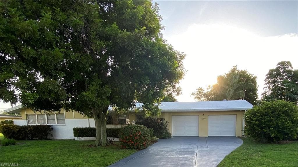5204 Wilmington CT CAPE CORAL, FL 33904