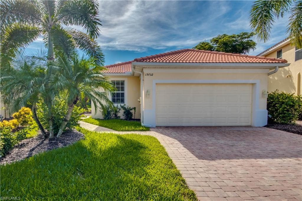 19732 Tesoro WAY ESTERO, FL 33967