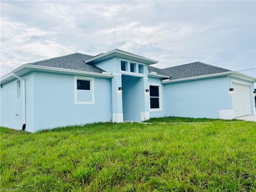 2709 7th ST SW LEHIGH ACRES, FL 33976
