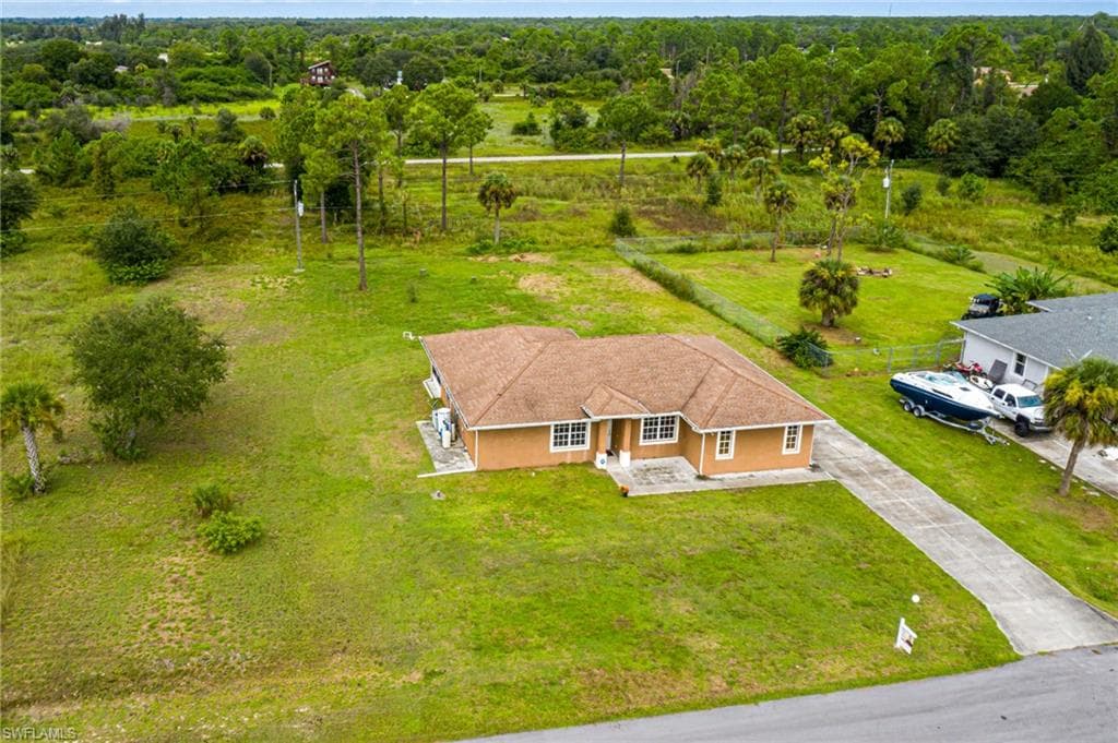 1815 Hines AVE LEHIGH ACRES, FL 33972