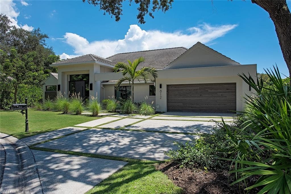 812 TURKEY OAK LN NAPLES, FL 34108