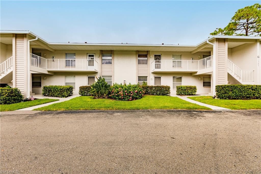 1357 Churchill CIR G-201 NAPLES, FL 34116