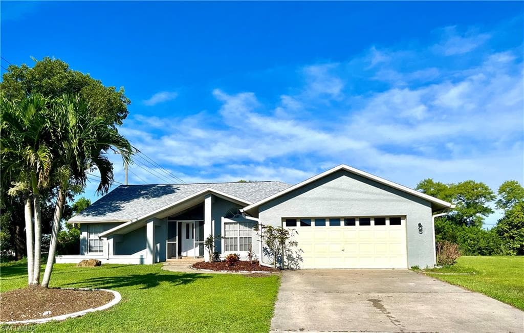 2 NE 8th PL CAPE CORAL, FL 33909