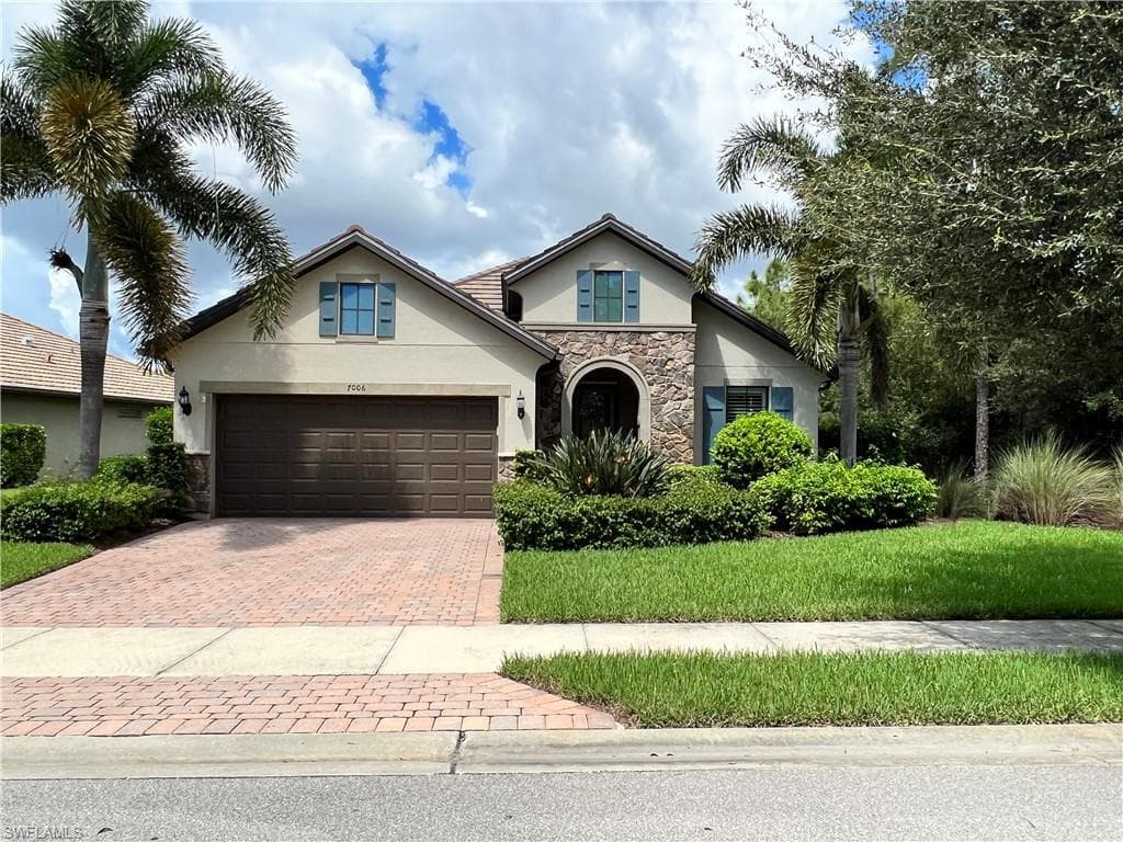 7006 Live Oak DR NAPLES, FL 34114
