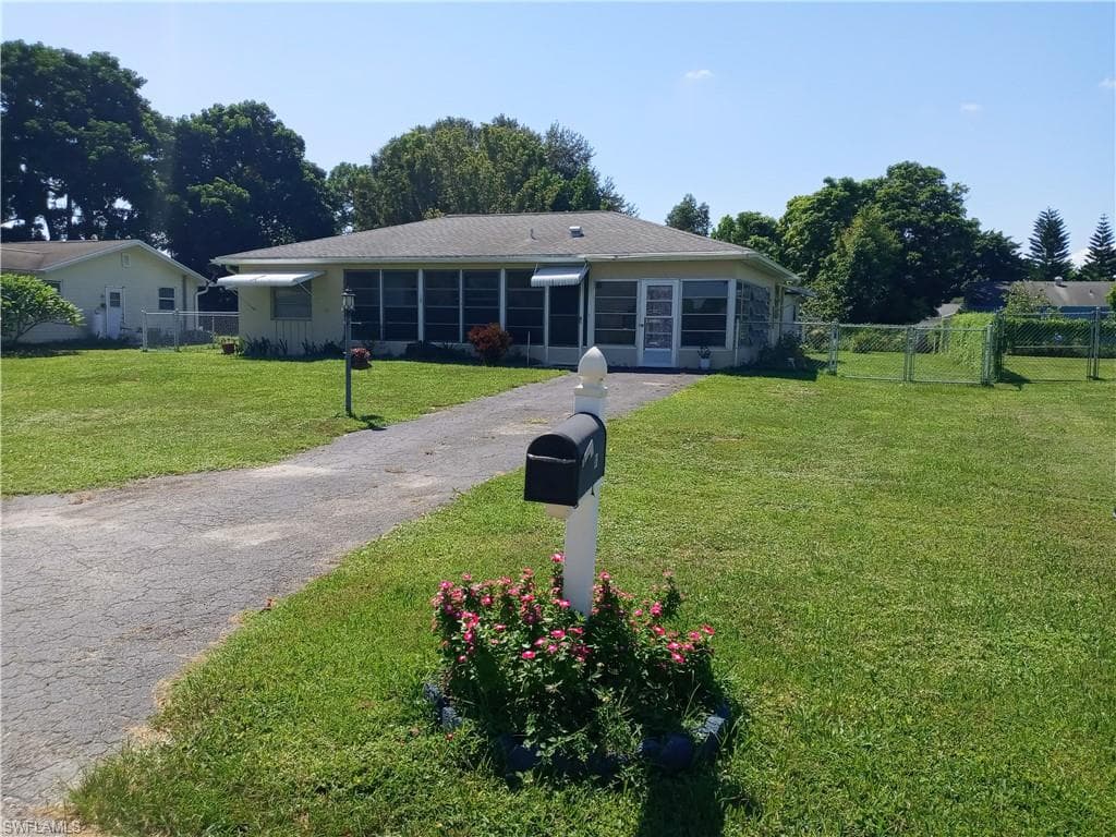 10 Palm BLVD LEHIGH ACRES, FL 33936