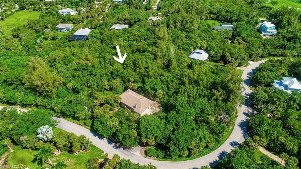 6065 Dinkins Lake RD SANIBEL, FL 33957