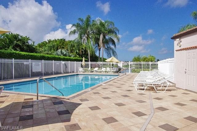 840 New Waterford DR O-103 NAPLES, FL 34104
