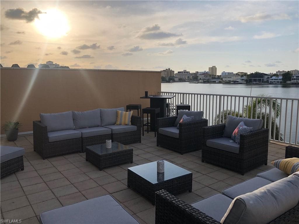 410 Flagship DR 306 NAPLES, FL 34108