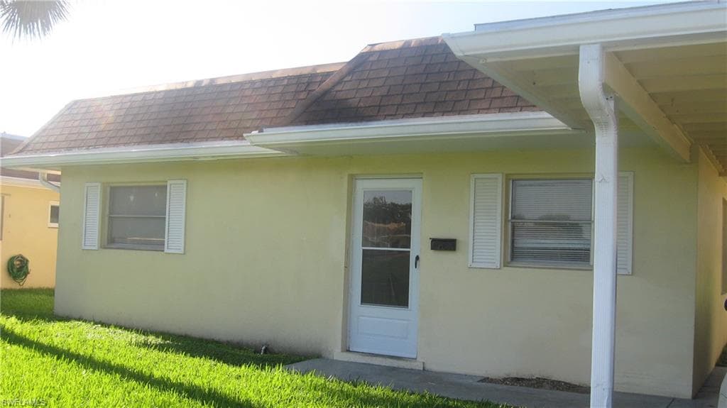 2204 Gardenia WAY LEHIGH ACRES, FL 33936