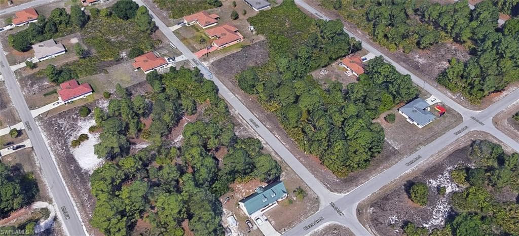 2802 7th ST SW LEHIGH ACRES, FL 33976