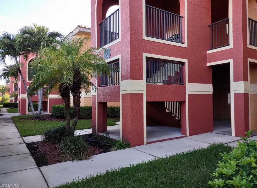 13770 Julias WAY 1117 FORT MYERS, FL 33919