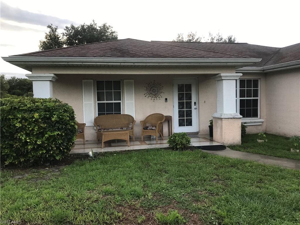 430 Pinehurst AVE LEHIGH ACRES, FL 33974