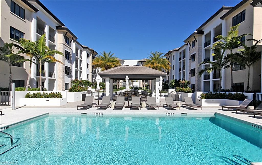1135 3rd AVE S 507 NAPLES, FL 34102