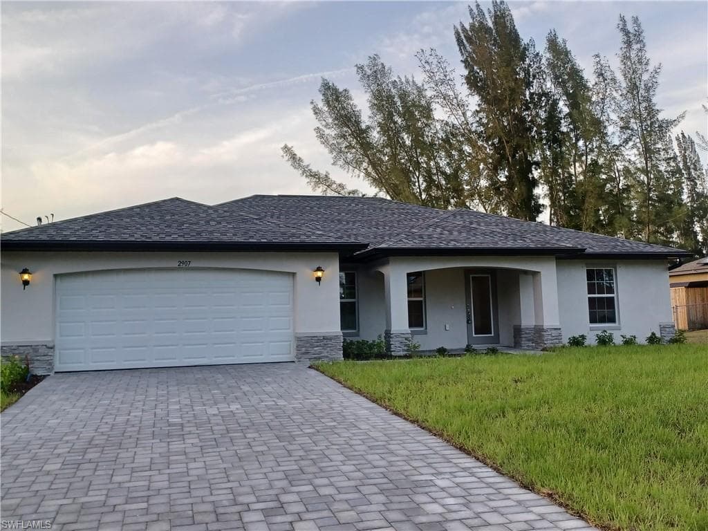 2907 NW 10th TER CAPE CORAL, FL 33993