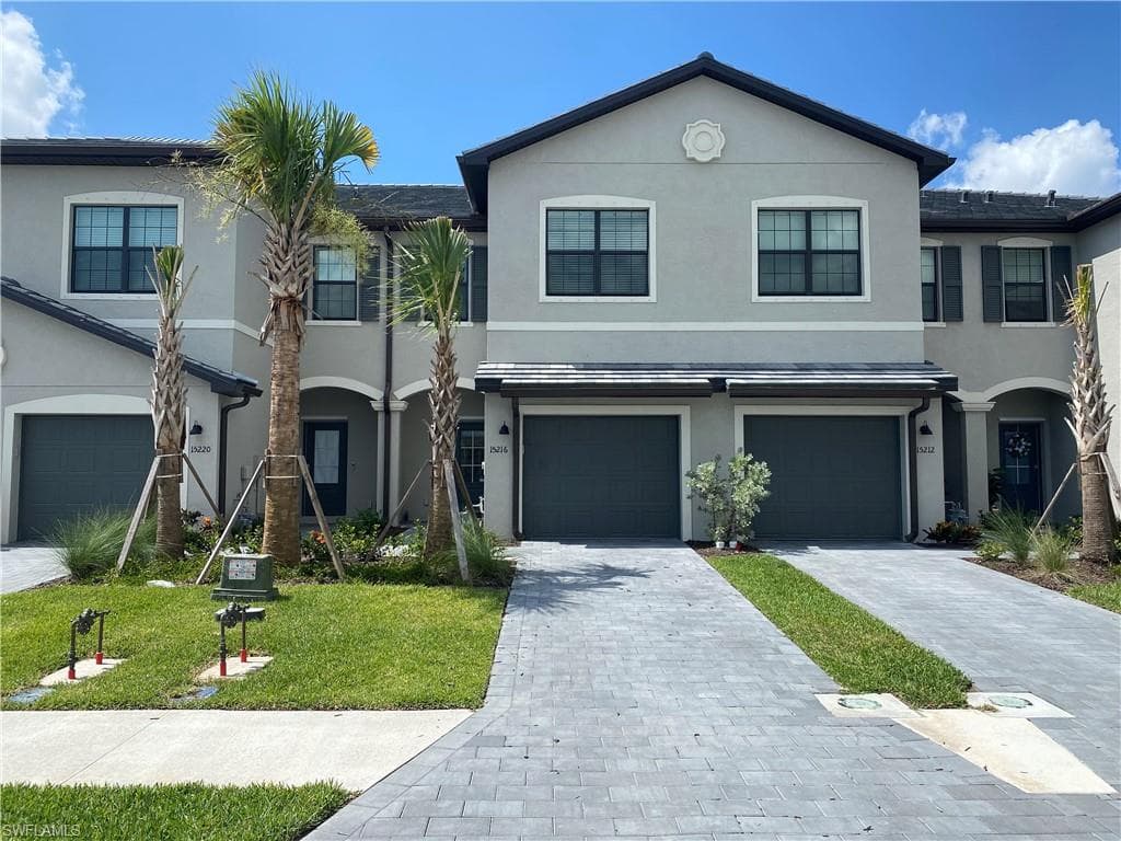 15216 Lyla TER LAKEWOOD RANCH, FL 34211
