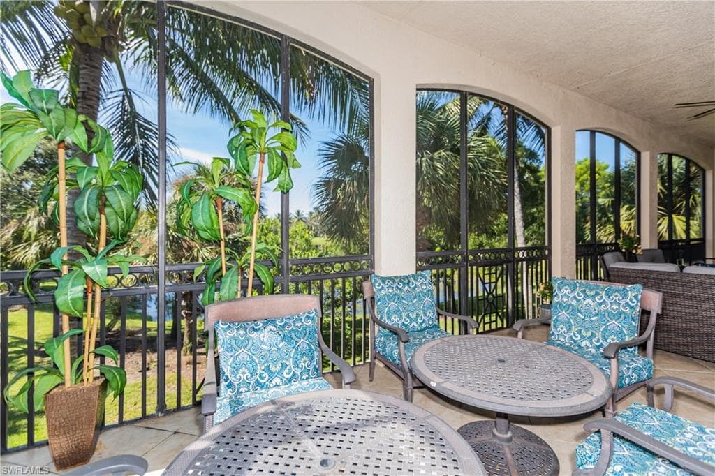 3053 Aviamar CIR 8-201 NAPLES, FL 34114
