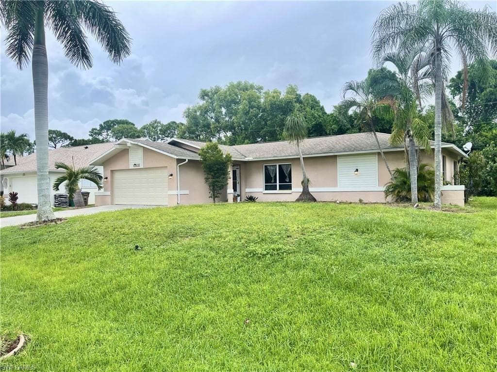 1005 SW 22nd TER CAPE CORAL, FL 33991
