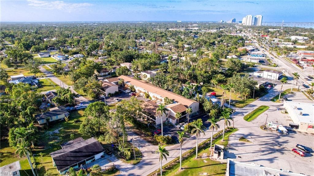 824 Alderman ST FORT MYERS, FL 33916