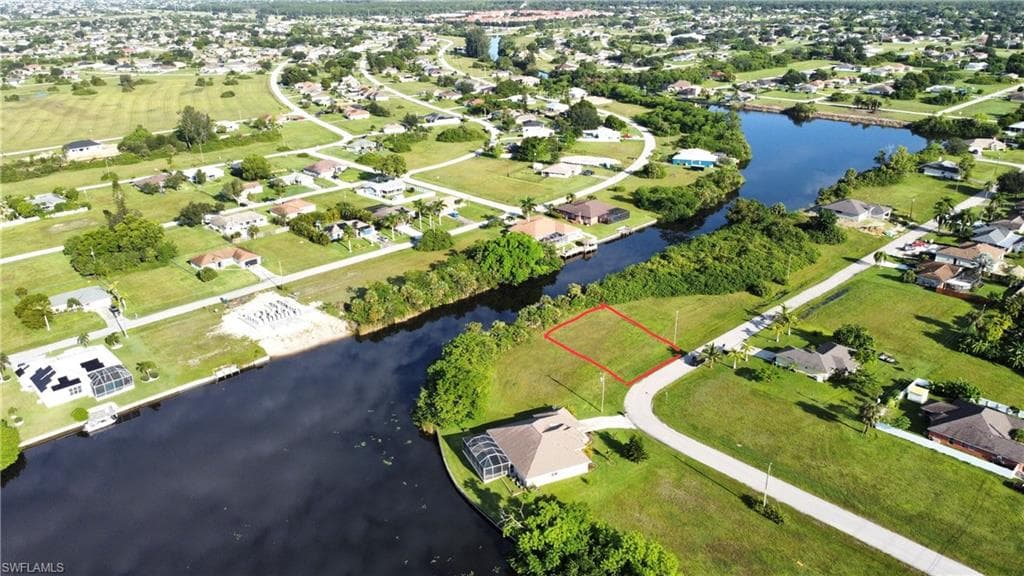 1906 NE 23rd PL CAPE CORAL, FL 33909