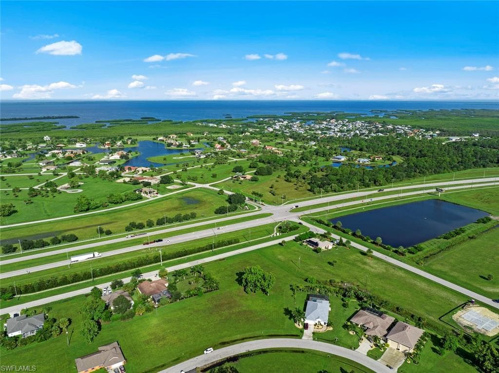 25168 Estrada CIR PUNTA GORDA, FL 33955