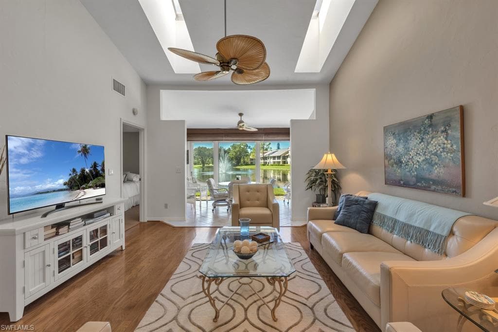 145 Fox Glen DR 6-35 NAPLES, FL 34104