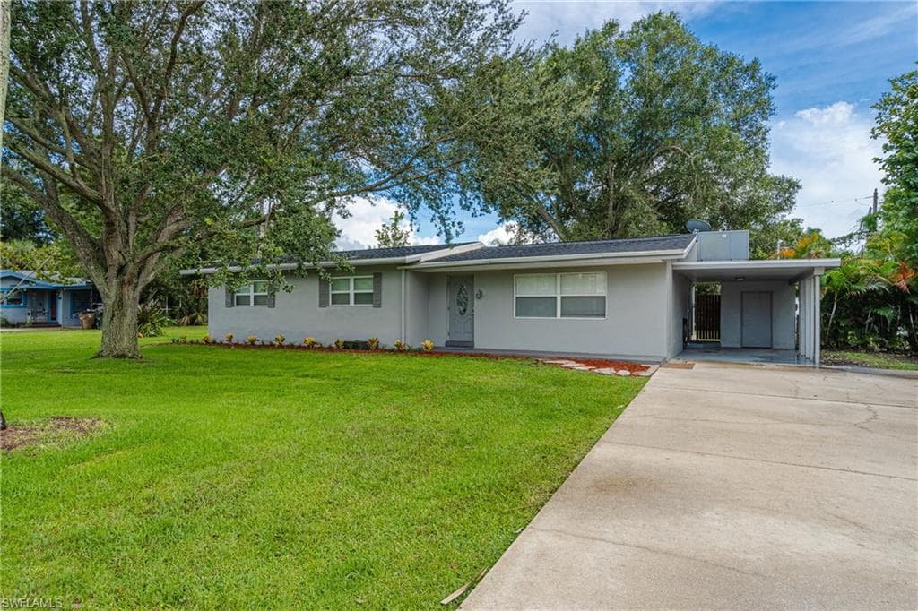 1422 Braman AVE FORT MYERS, FL 33901