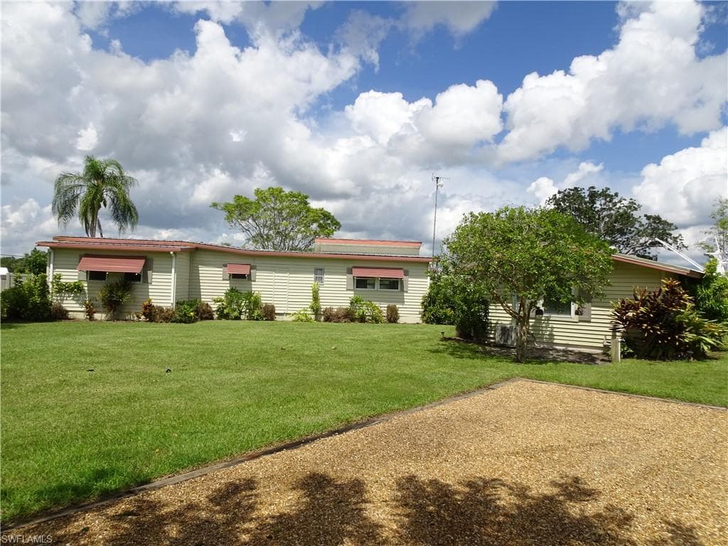 1116 Anchor LN MOORE HAVEN, FL 33471