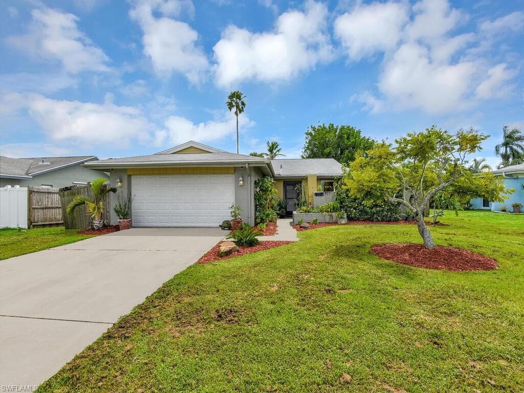 850 Hofstra DR FORT MYERS, FL 33919