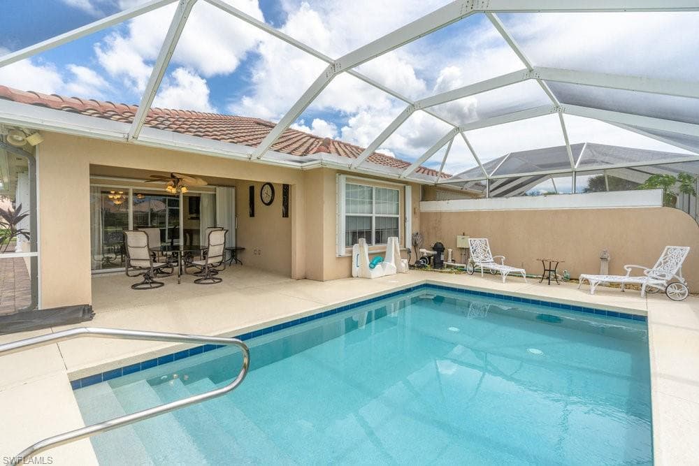 7696 Rozzini LN NAPLES, FL 34114