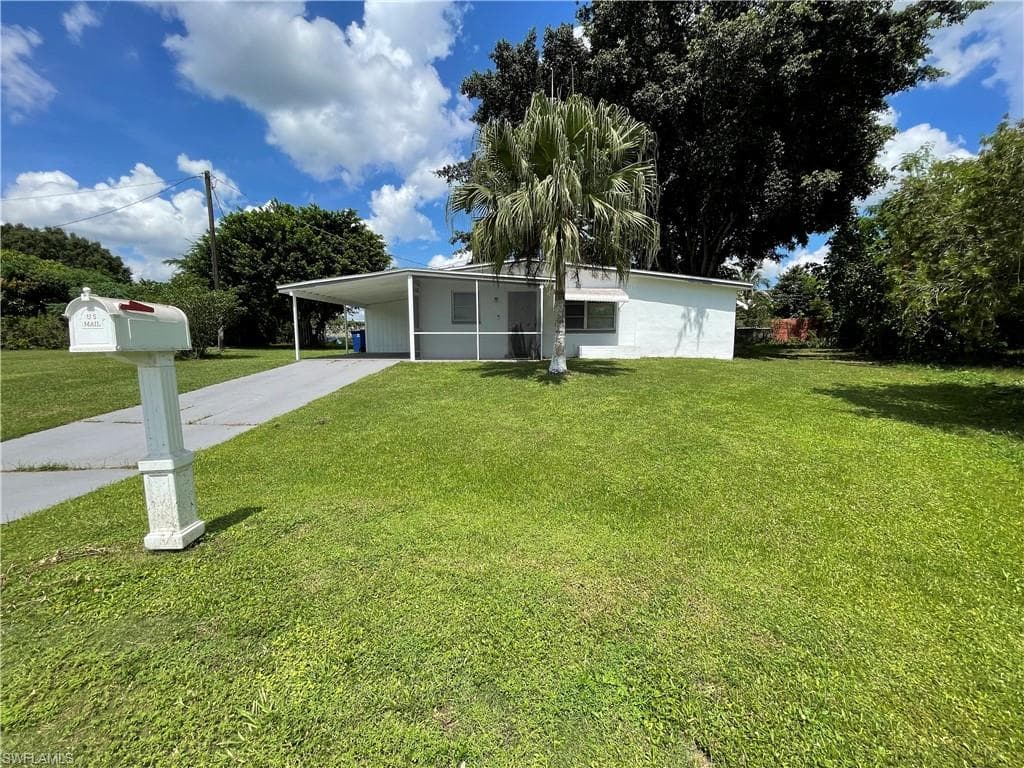 110 Alcala CT LEHIGH ACRES, FL 33936