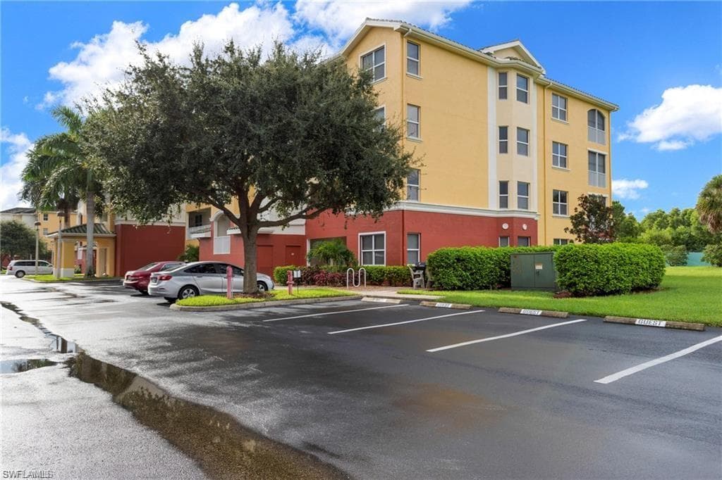 11041 Gulf Reflections DR C304 FORT MYERS, FL 33908